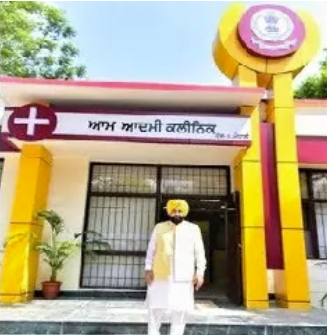 Why did the Center withhold funds for Mohalla Clinic - MP Praneet Kaur